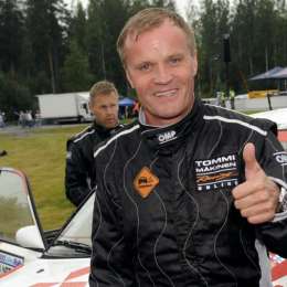 Tommi Makinen se accidentó probando el Toyota Yaris