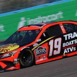 Nascar en Phoenix triunfo de Martin Truex jR
