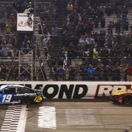 Martin Truex JR volvió al triunfo en Nascar
