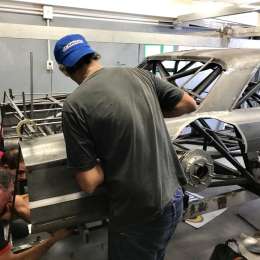 No llega con el armado del auto y no estará en Neuquén 