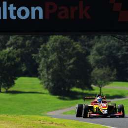 Buen sábado de Nico Varrone en Oulton Park