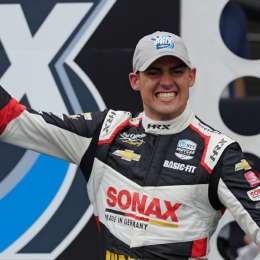 Rinus Veekay se accidentó en bicicleta 