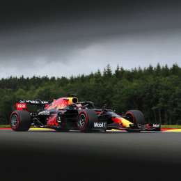 Para Alonso "Verstappen es el favorito para este año"