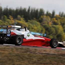 Vezzaro el mejor de un viernes salteño