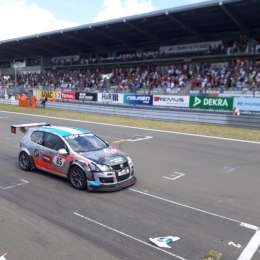 La Misión Argentina homenajeó con un triunfo a los Torino en Nürburgring