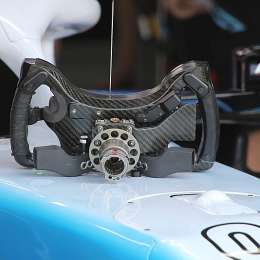 El volante diferente que usa Kubica en la Fórmula 1