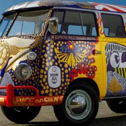 VW Light Bus un ícono de la cultura hippie que cumple 50 años