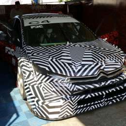 El Citroen, por primera vez en pista