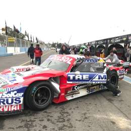 Tres Ford arriba en la primera clasificación