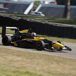 Los equipos de la Fórmula Renault 2.0 giraron en Buenos Aires