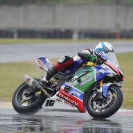 Aguilar ganó de forma contundente en Súper Sport 600