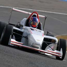 Vezzaro aceleró antes de clasificar en Paraná