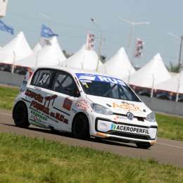 Pablo Vázquez logró la pole para la final sabatina de la Clase 2