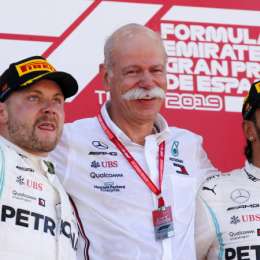 Hamilton quiere seguir peleando con Red Bull y Ferrari