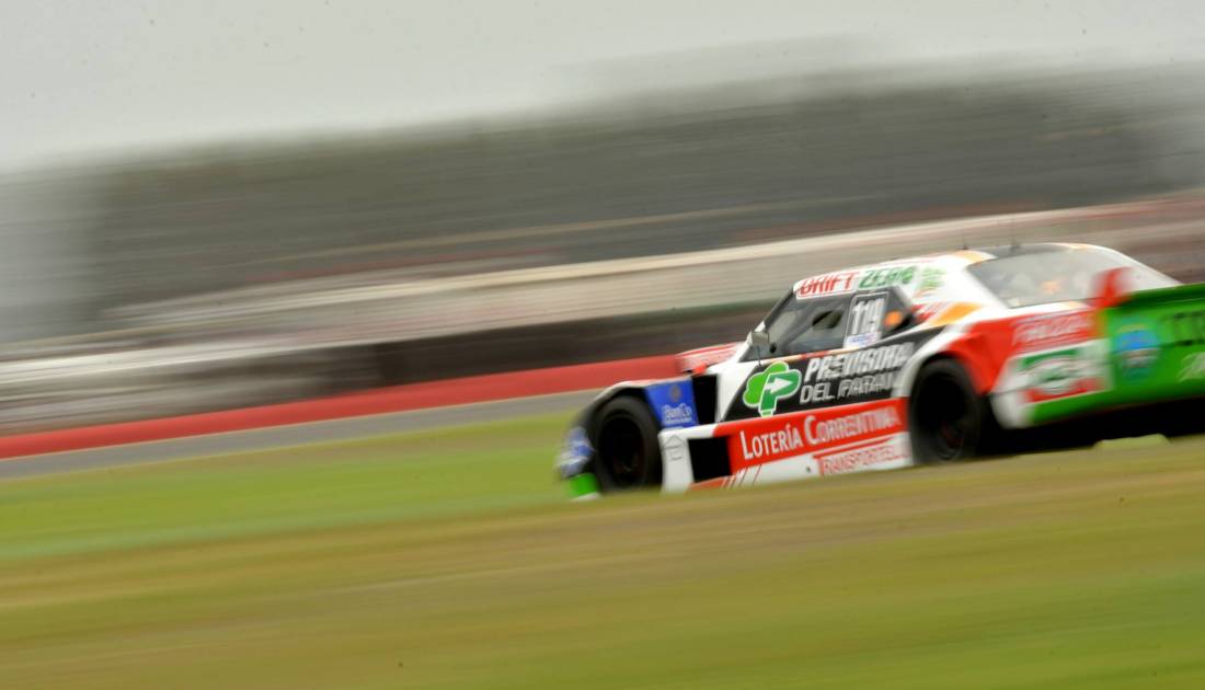 Krujoski y Jakos se quedaron con las series del TC Pista