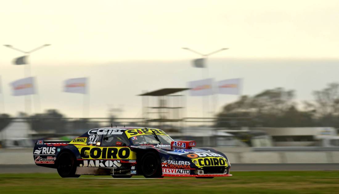 Jakos y Todino ganaron las series del TC Pista
