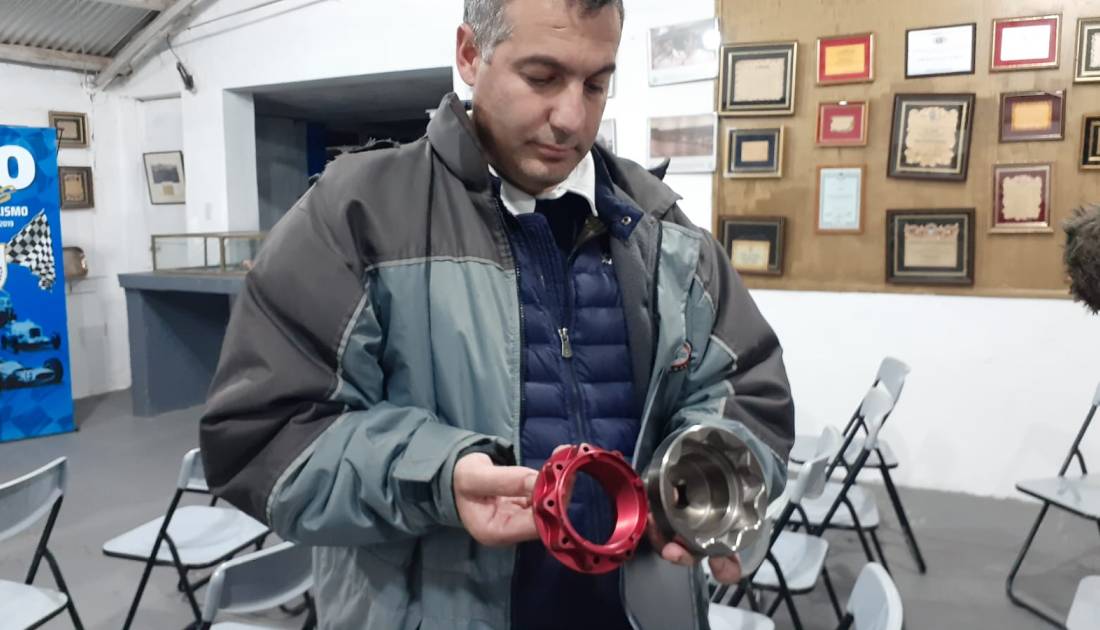 Tuerca central para la llanta de TC