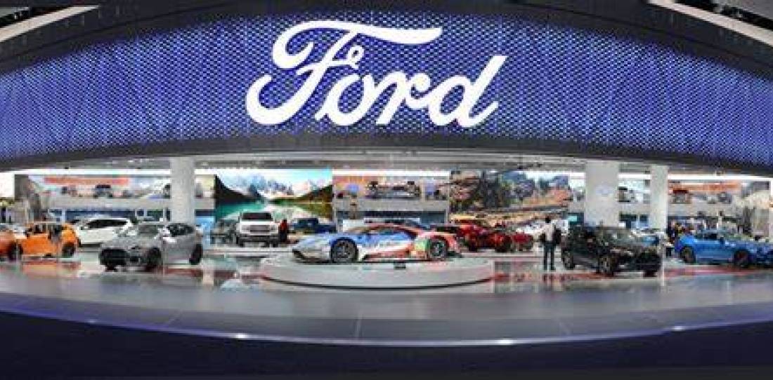 Red Bull y Ford cerca del acuerdo