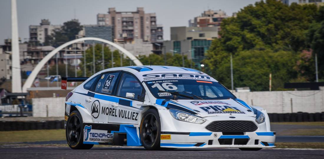 Mateo Polakovich arrancó con una victoria en el TC2000 Series