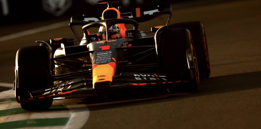 F1: Verstappen sigue firme y lideró el segundo ensayo en Arabia Saudita