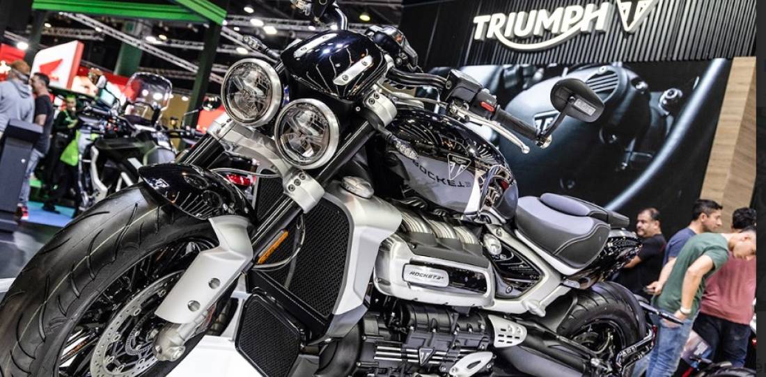Triumph presenta su icónico line up en el Salón Moto