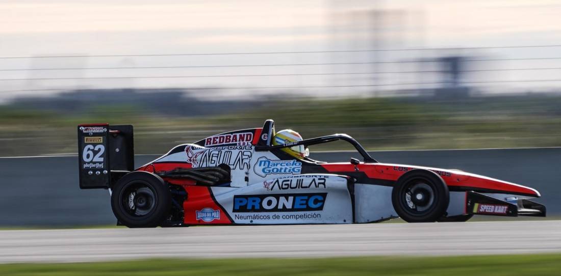 Fórmula Nacional: Stang se quedó con la victoria en la 2da Final en San Nicolás
