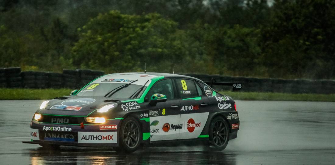 TCR South America: Suzuki se quedó con el segundo ensayo bajo la lluvia