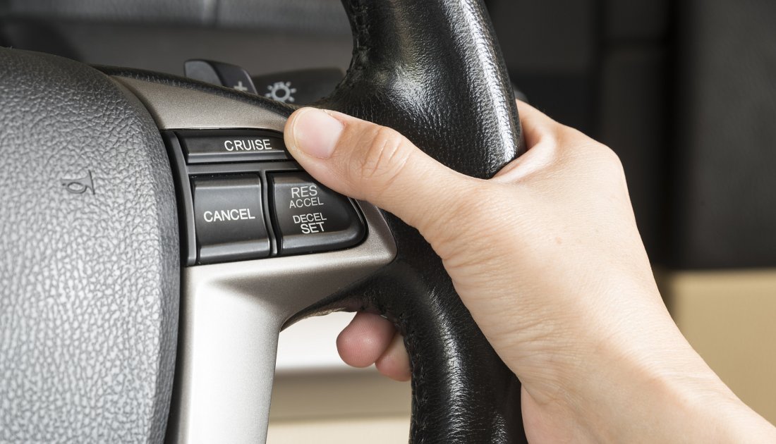 ¿Cómo funciona la velocidad crucero? Carburando ¿Cómo funciona la velocidad crucero? Carburando