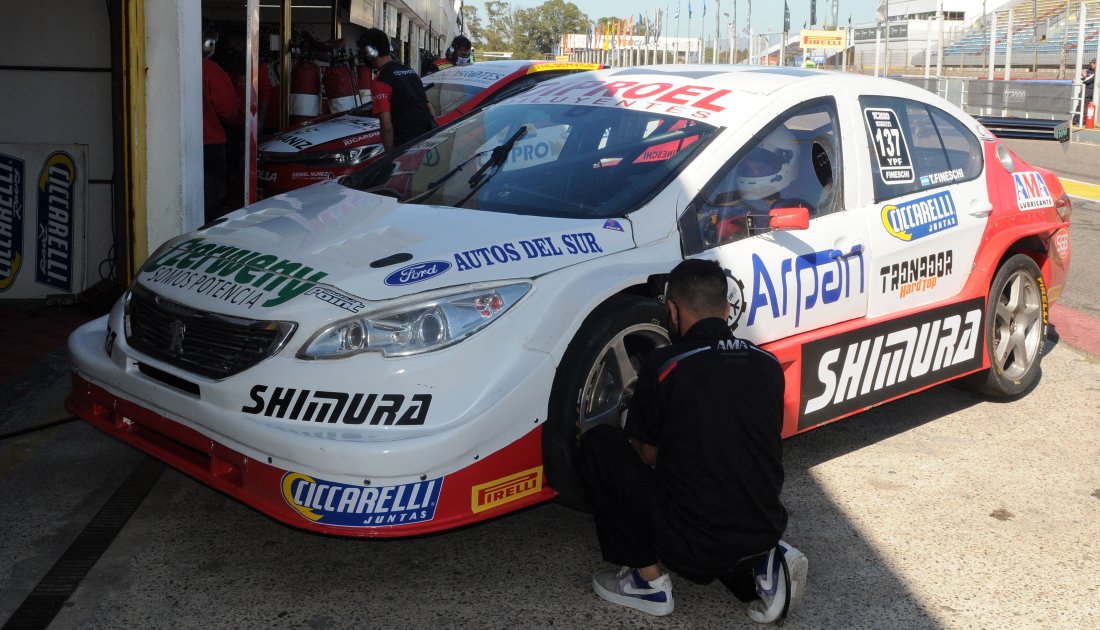 El Fineschi Racing probó y dejó listos sus autos para el Cabalén