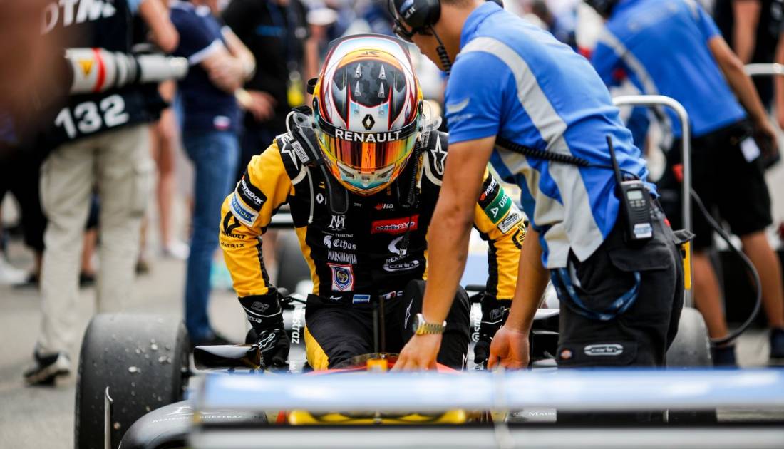 F3 Europea: Fenestraz avanzó en la segunda carrera