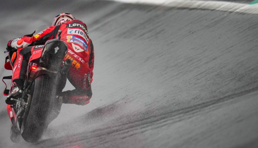 Miller apareció en el cierre del viernes en Valencia