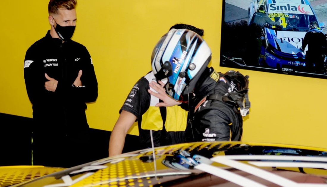 El fuego en el Renault que arruinó la carrera de Pernía