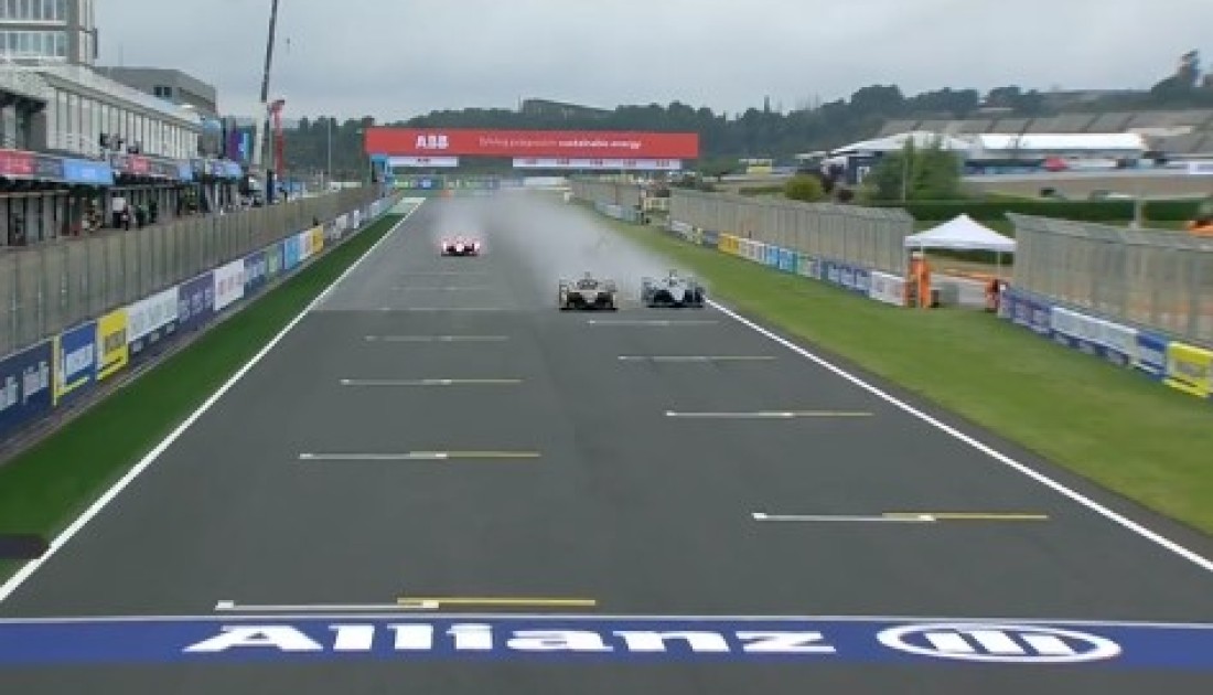 Kimi Raikkonen marcó el ritmo en el segundo entrenamiento