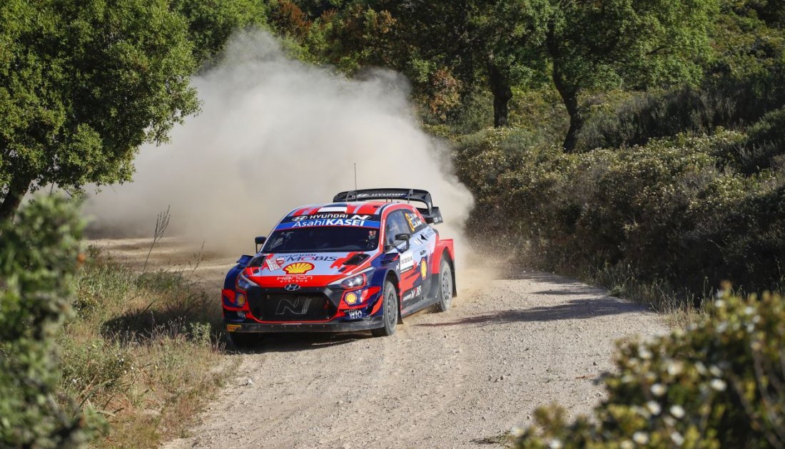 Tanak cerró el sábado en lo más alto en Chile