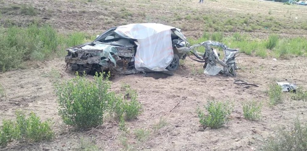 Tragedia en la ruta 40: una mujer murió en un choque entre un auto y un ...