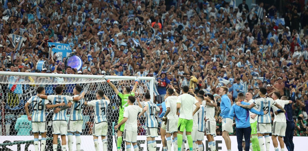Los pilotos mostraron su alegría por el pase de Argentina a la final ...