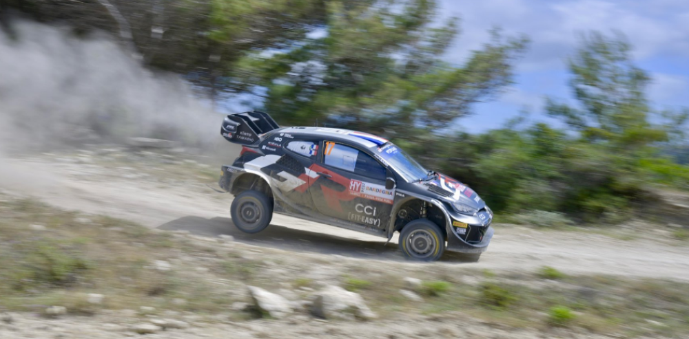 WRC: Sabato Ogier conquista il primo posto in Italia