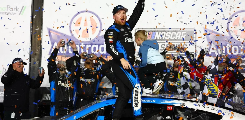 NASCAR: el equipo de Michael Jordan volvió a ganar en Atlanta y arrancó la temporada perfecto