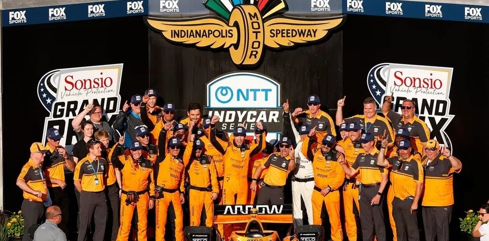 IndyCar: Lundgaard prevaleció ante Malukas y se llevó una sorprendente victoria en el GP de Indianápolis
