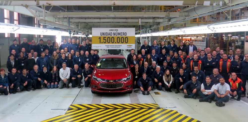 Chevrolet llegó a 1.500.000 vehículos en Santa Fe