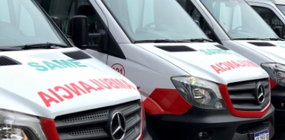 Mercedes-Benz entregó una flota de ambulancias Sprinter al SAME