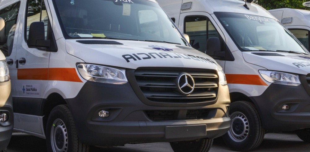 Mercedes-Benz entregó ambulancias a Chaco