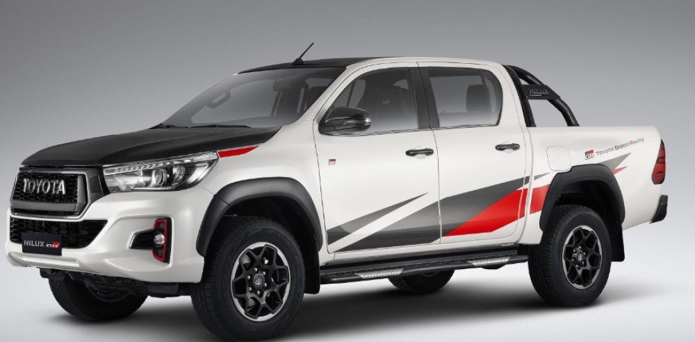 Toyota convierte a la Hilux deportiva con Gazoo Racing