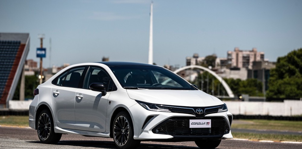 Toyota presentó un adelanto del Corolla GR-S
