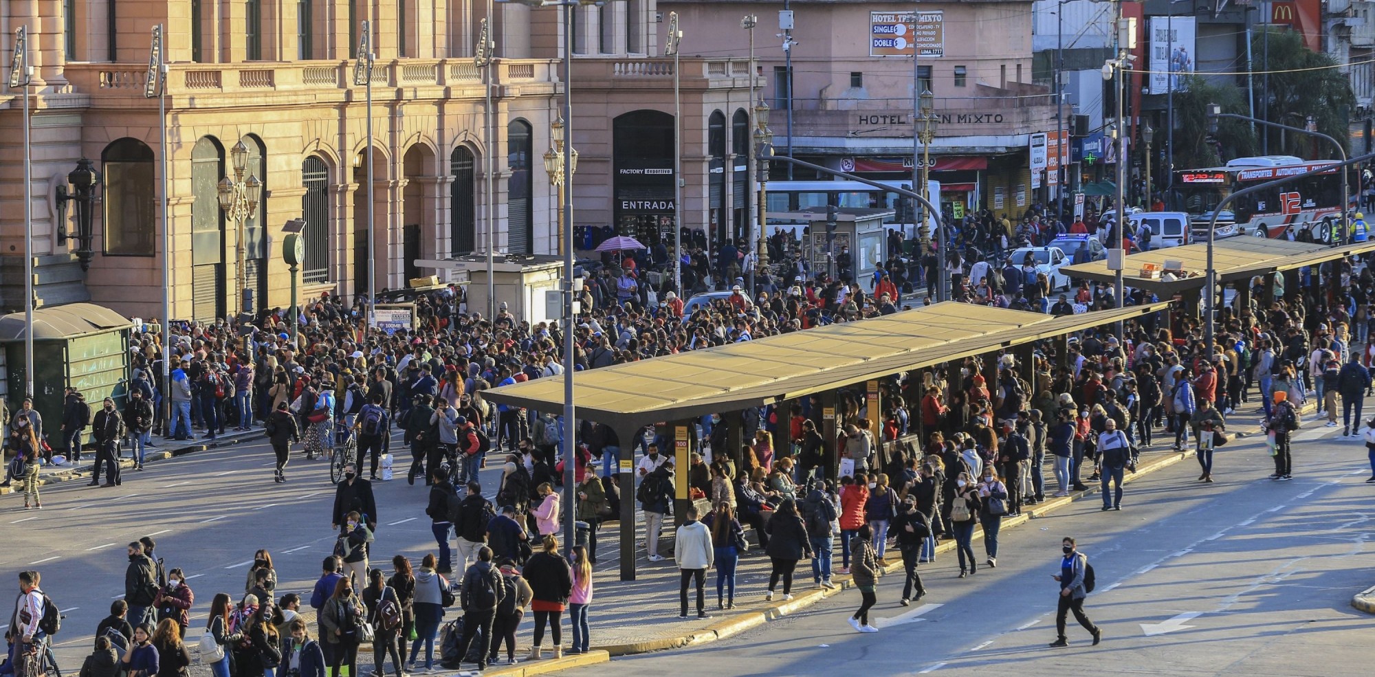 Confirmado finalmente no habrá paro de transportes el lunes 6 de mayo