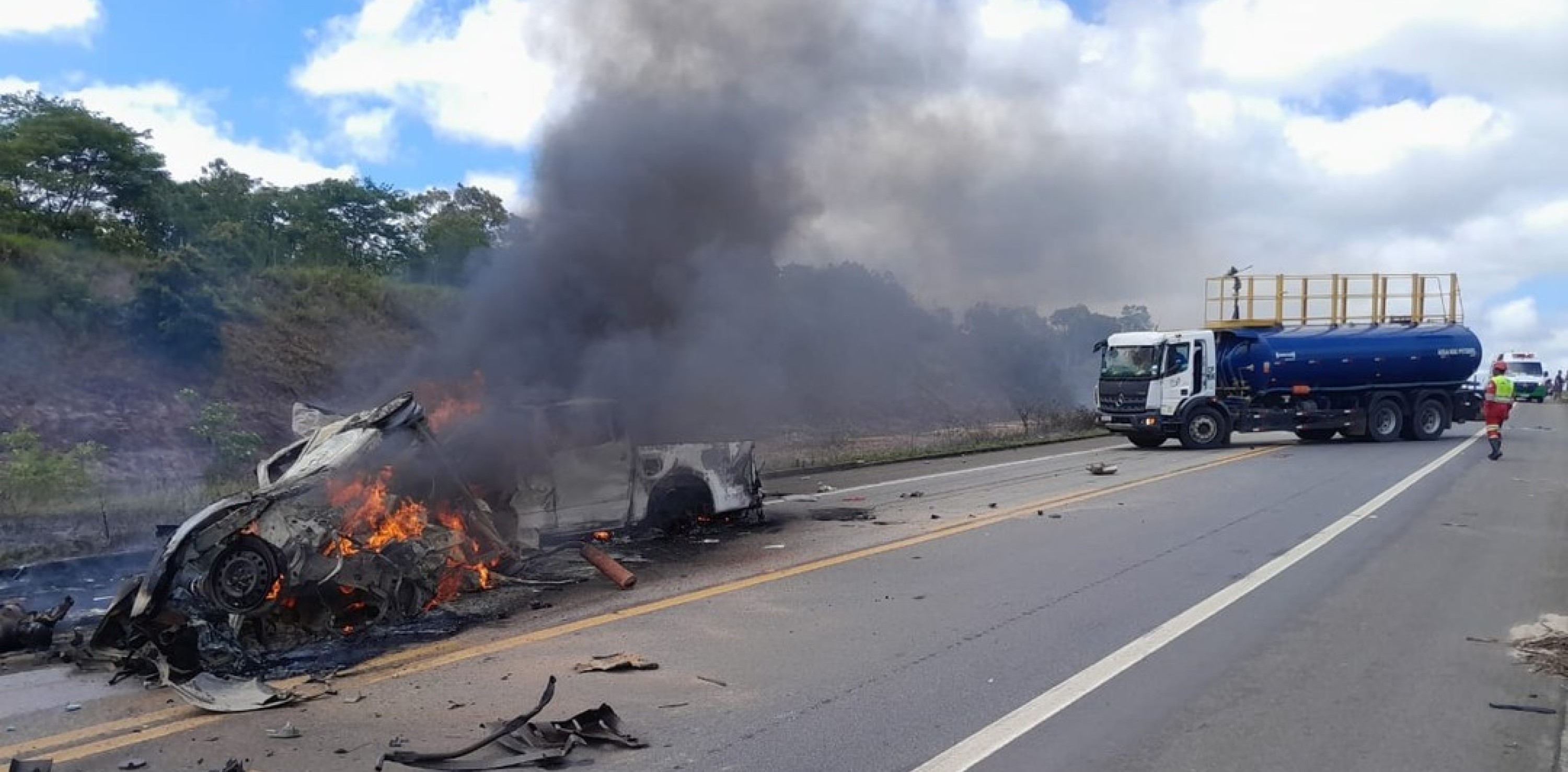 VIDEO: Brutal tragedia en Brasil: murieron 11 personas por un choque ...