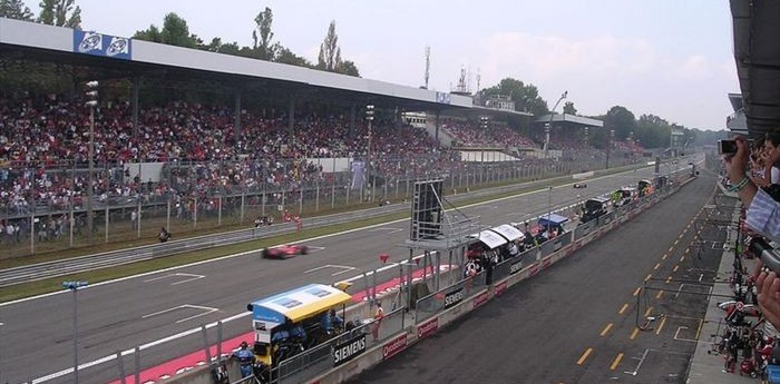 Monza renovó contrato por cinco años 