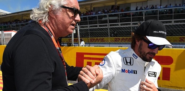 "Si no mejora, Alonso se va de la F1"
