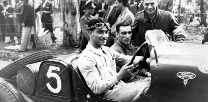 Hace 82 años Fangio experimentaba lo que era el automovilismo