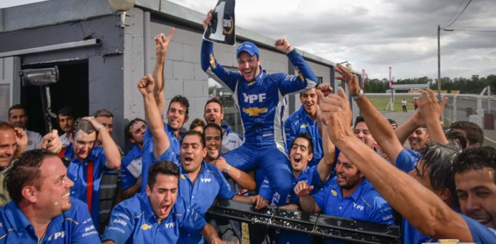 Los festejos del equipo Chevrolet